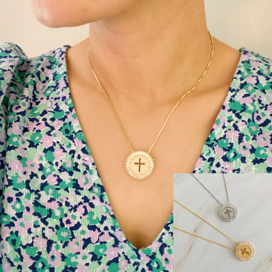 Shine Circle Cross Necklace